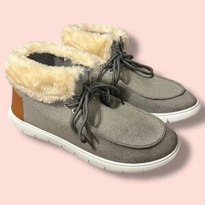 NWT C&C California Daniella Ankle Booties in Grey Size 7.5